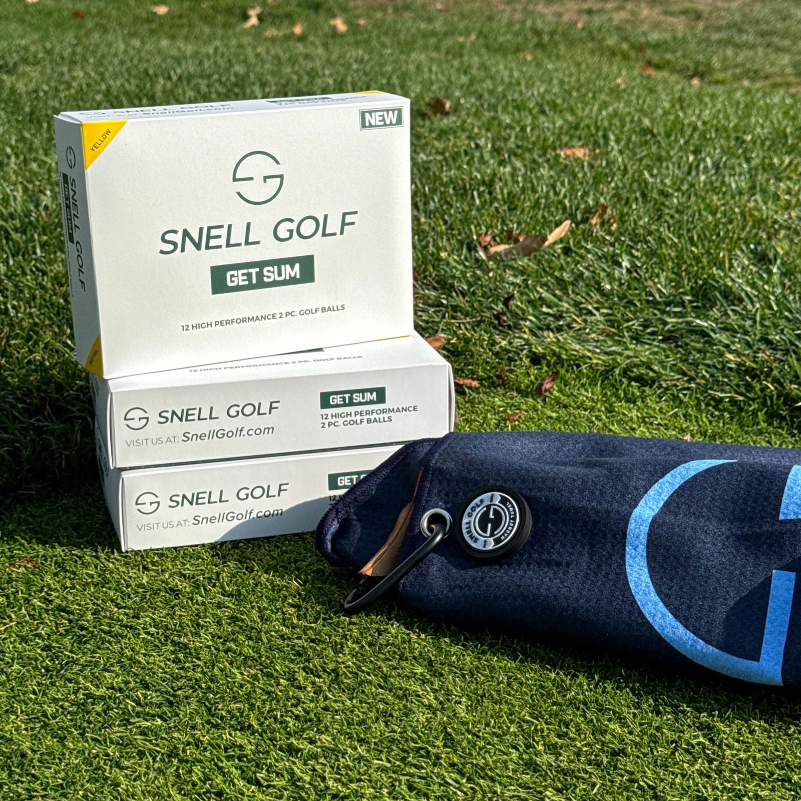 Par-fect Christmas Pack: 3 Dozen Balls & Magnetic Towel Golf Ball Snell Golf GET SUM White Blue